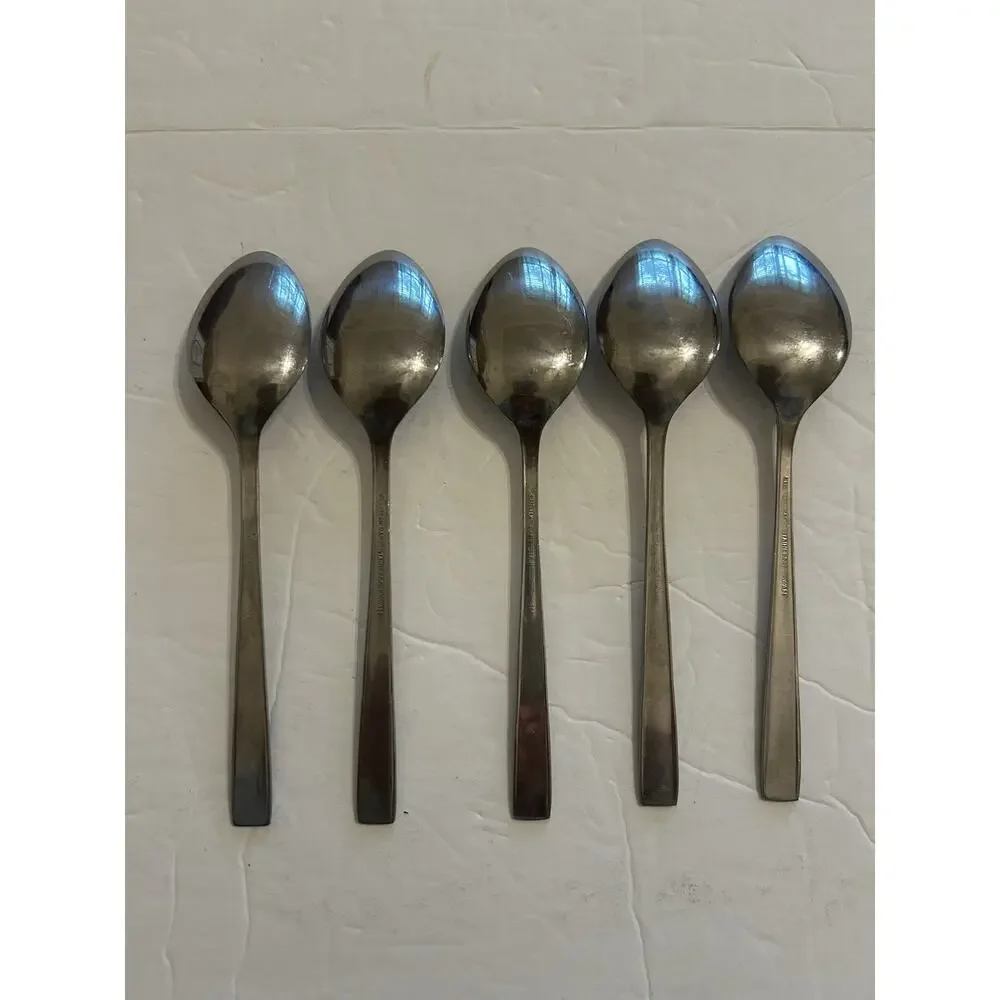 Vintage‎ Customcraft Fluer De Lis Set Of 5 Soup/Dinner Spoon Stainless Flatware